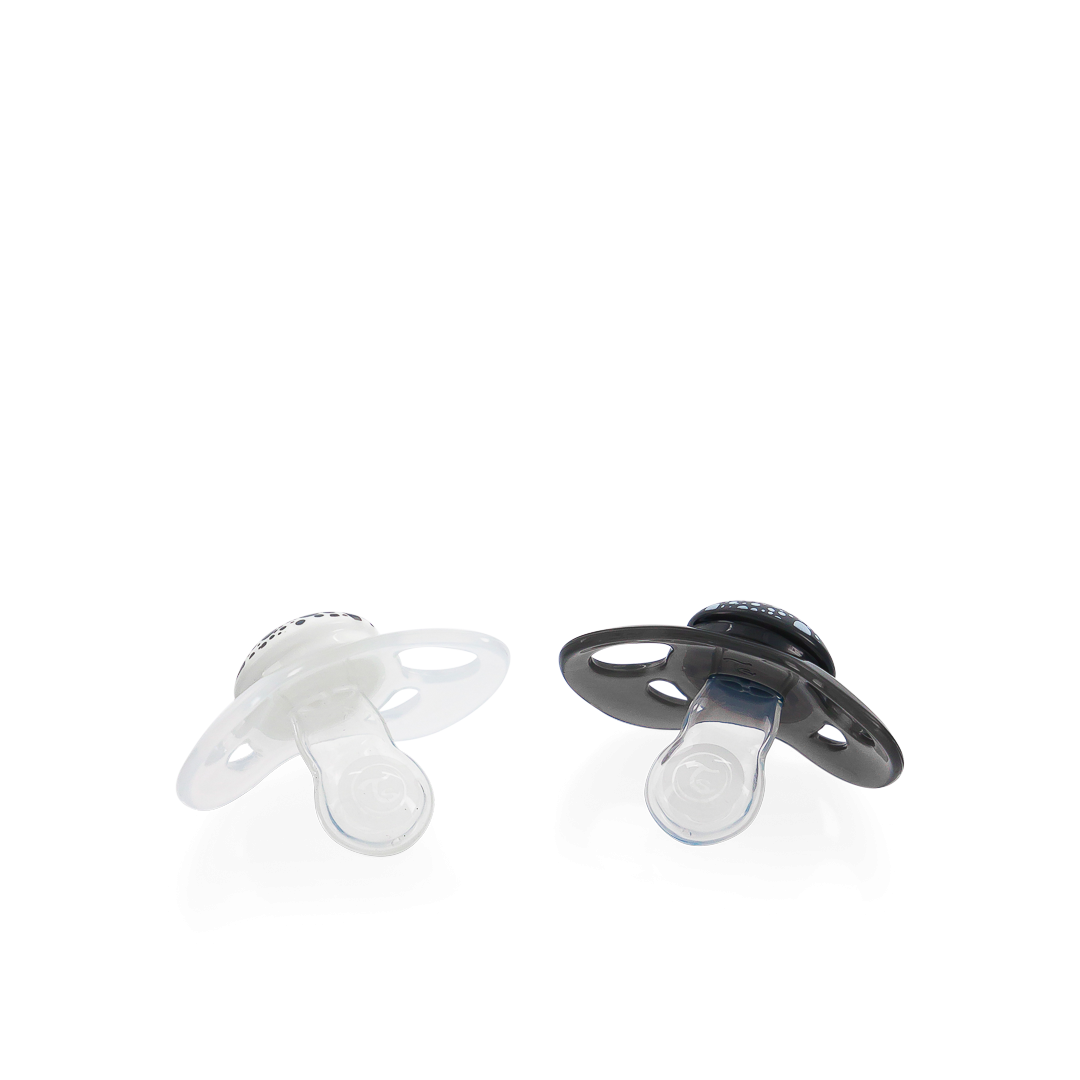 Pacifier Black White 6+m